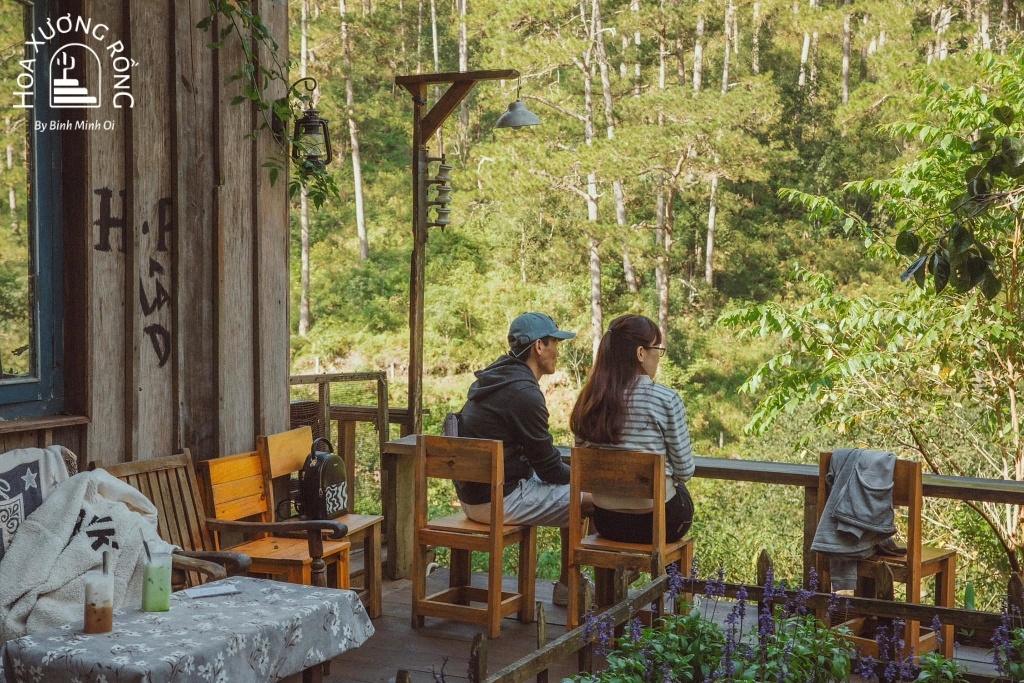 Thư giãn và tận hưởng sự bình yên tại Tiệm cà phê Lưng Chừng